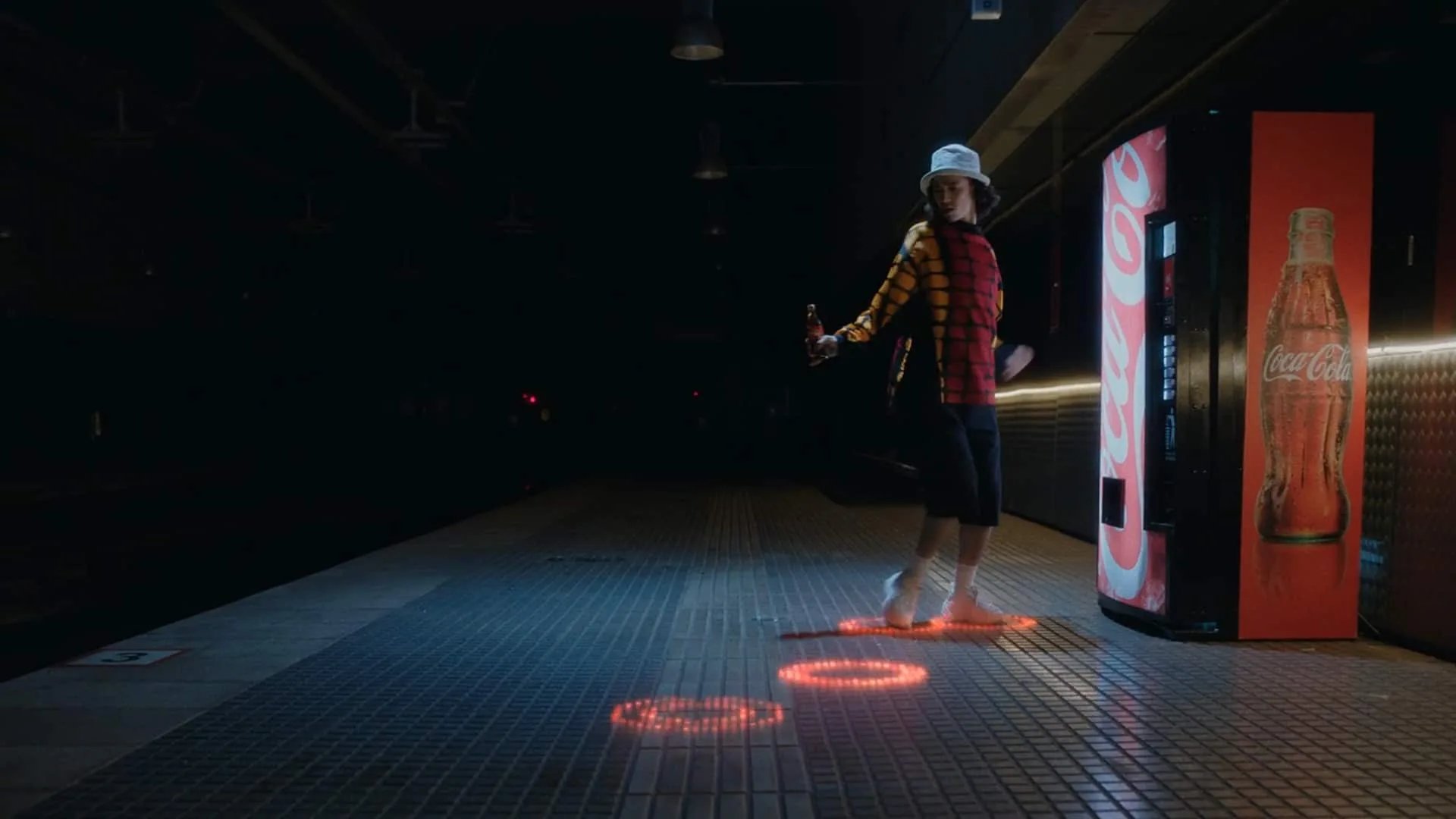 Coca Cola - Red & White