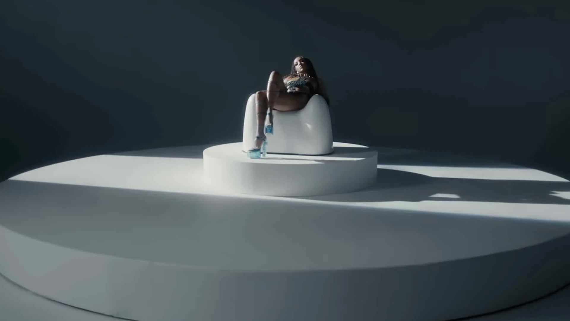 Tinashe - X / I Can See the Future